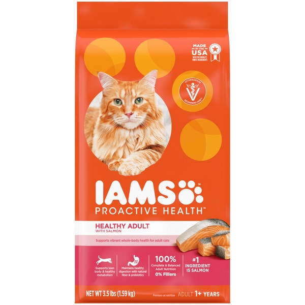 IAMS PROACTIVE HEALTH Adult Dry Cat Food with Salmon 1.59kg Bag image 1