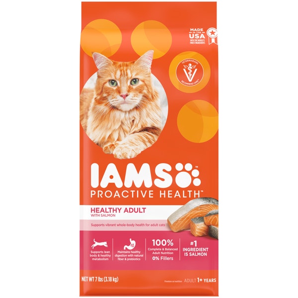 IAMS PROACTIVE HEALTH Adult Dry Cat Food with Salmon 3.18kg Bag image 1