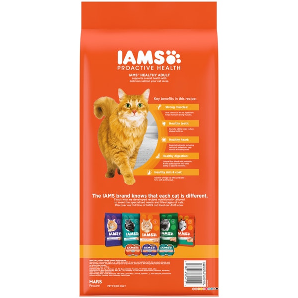 IAMS PROACTIVE HEALTH Adult Dry Cat Food with Salmon 3.18kg Bag image 2