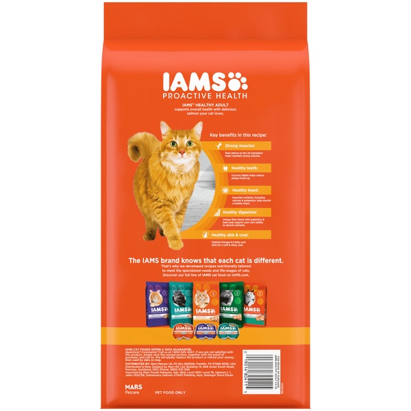 IAMS PROACTIVE HEALTH Adult Dry Cat Food with Salmon 1.59kg Bag image 2
